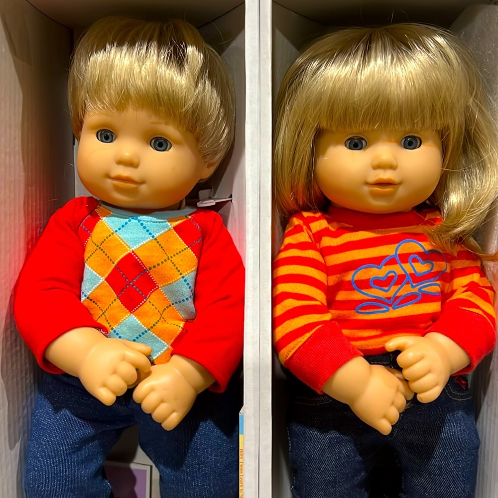 Very RARE American Girl Bitty Baby Twins in original box with book Retired